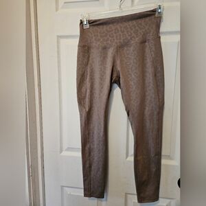 Stylish Brown Leopard Print Leggings